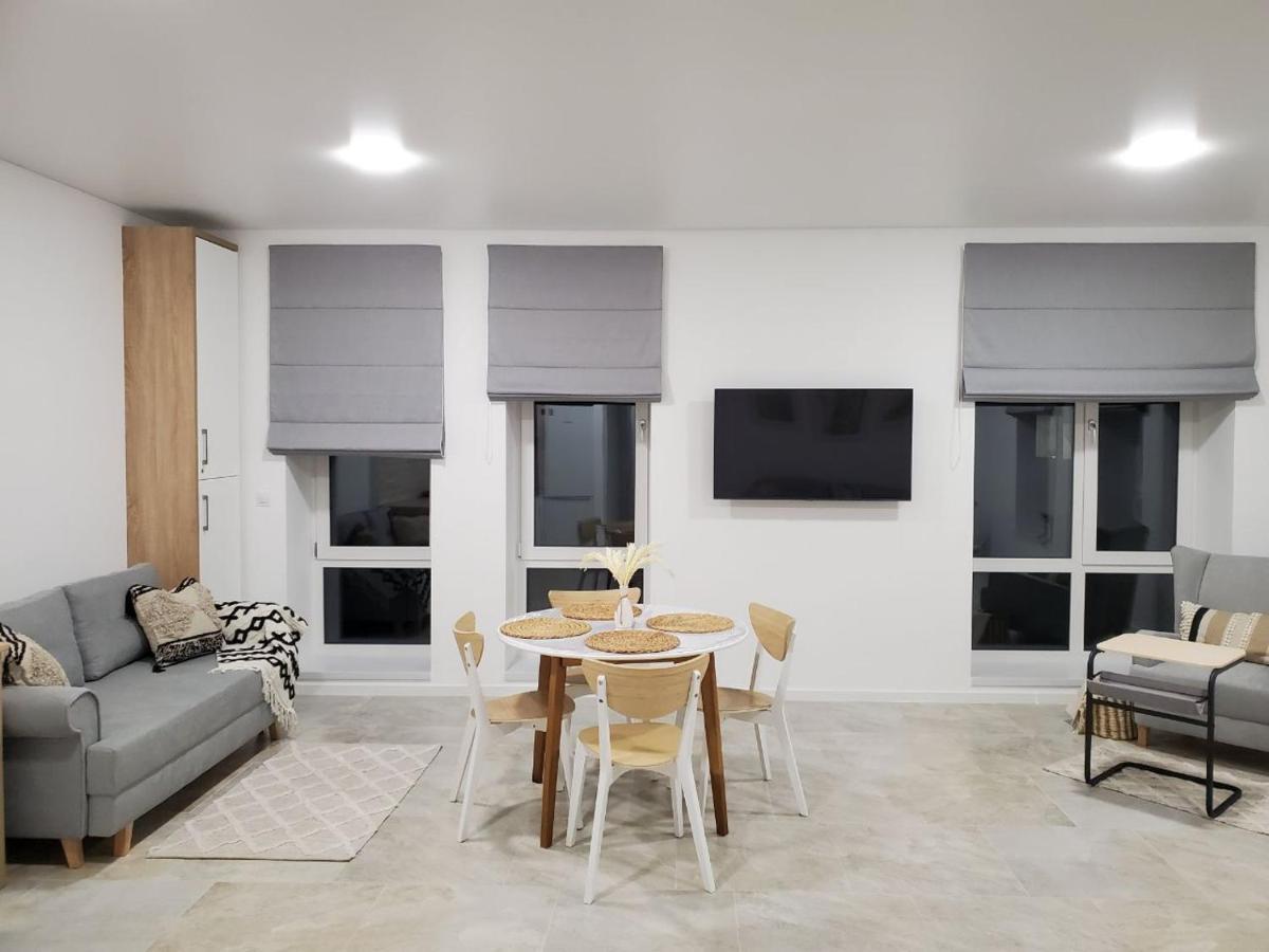 Vinna Просторі Апартаменти В Новобудові. Ternópil Exterior foto